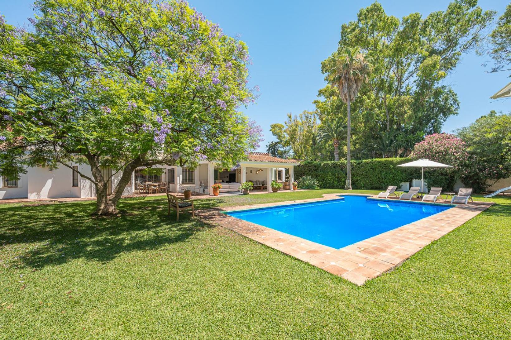 Banus 10 Minutos Villa Estepona Eksteriør billede